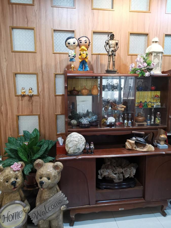 摩登旅宿 Tainan Extérieur photo